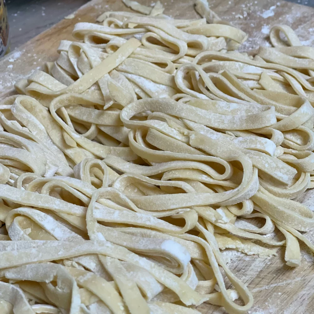 Pappardelles fraîches artisanales faites maison – Les Pâtes de Pascal – Fait à Walhain